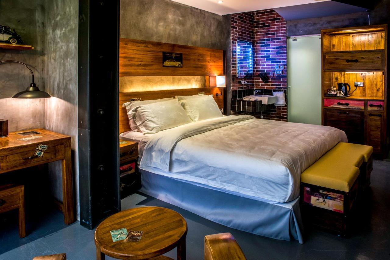 Flowery Holiday Suites Koweït Extérieur photo